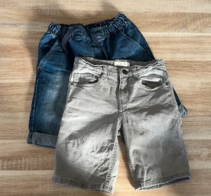 2 shorts 8 ans