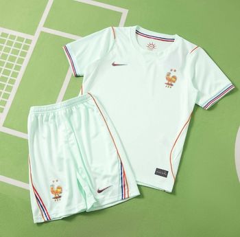 Maillot et short enfant France 2026