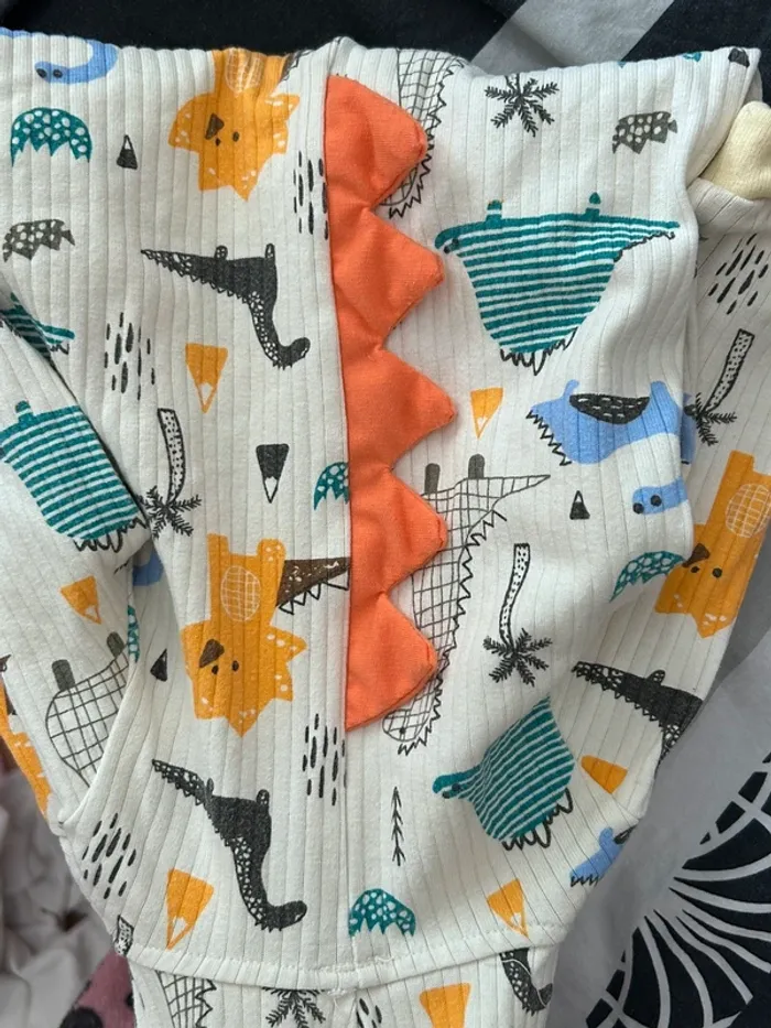 Combinaison bébé 68 cm - photo numéro 4