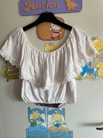 Top blanc à épaules découvertes, taille S, marque Hollister