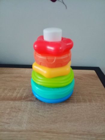 Tour d'anneaux à empiler