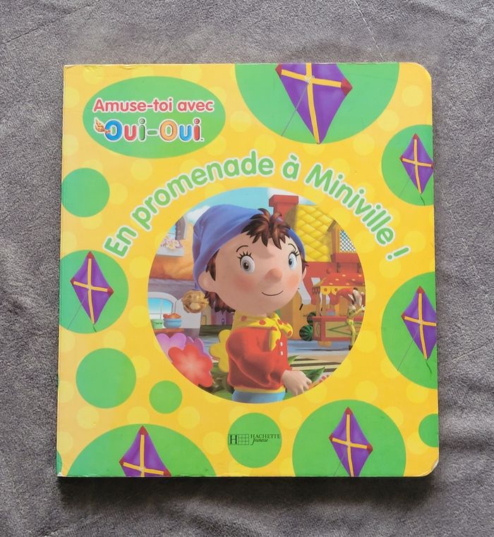 En promenade à Miniville ! Enid Blyton