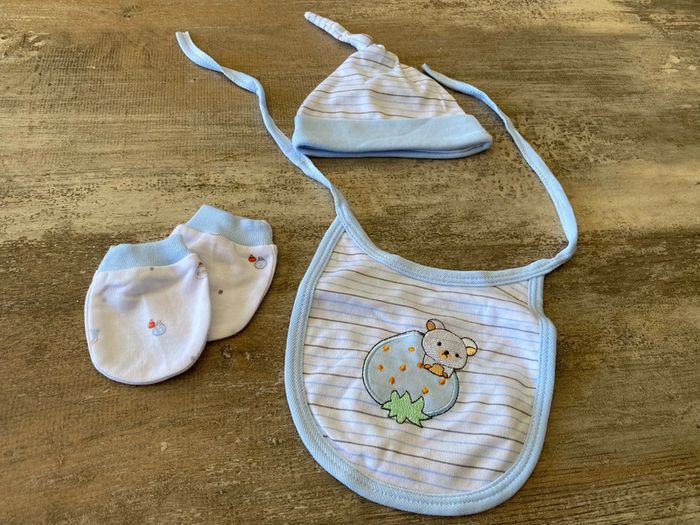 Trousseau lot vêtements 6 mois bébé unisexe garçon ou fille - photo numéro 4