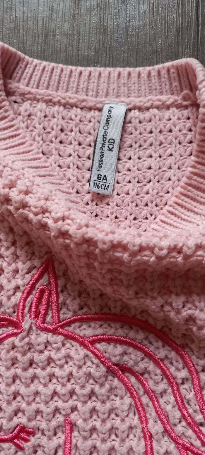 Pull licorne - photo numéro 3
