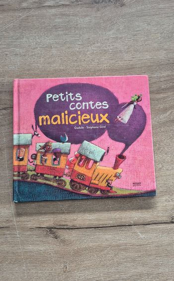 Livre Petits contes malicieux