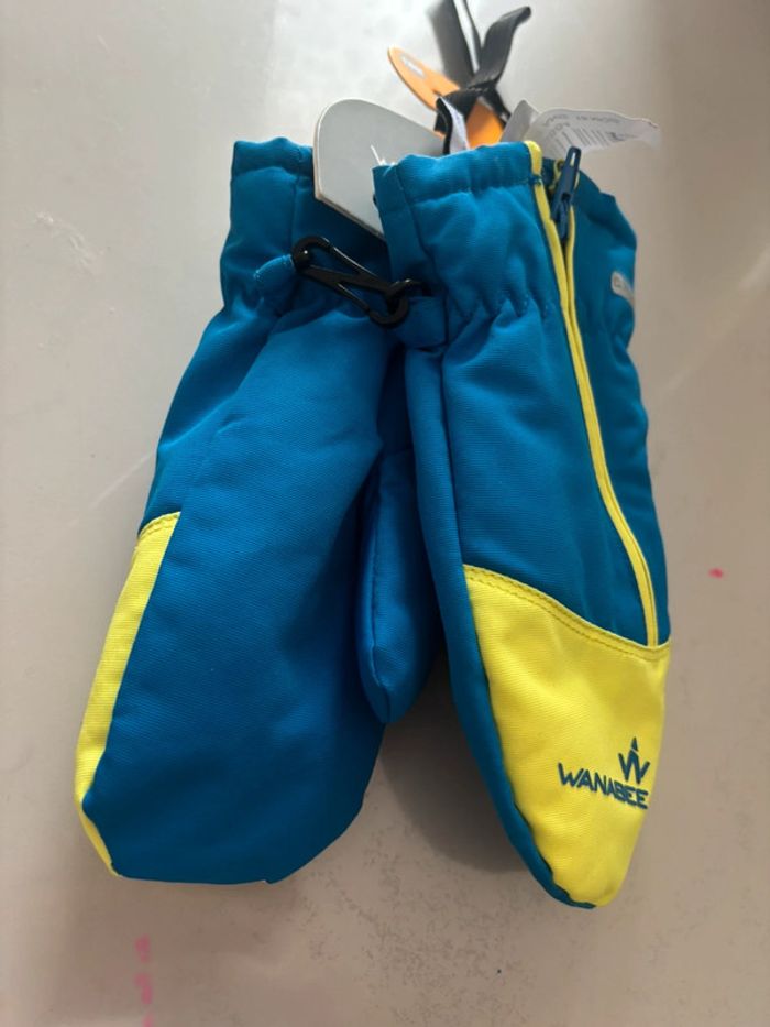 Moufles ski neuves Wanabee 18 mois - photo numéro 7