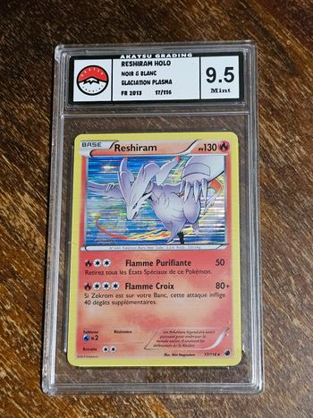 Carte pokémon gradée Reshiram Holo 17/116