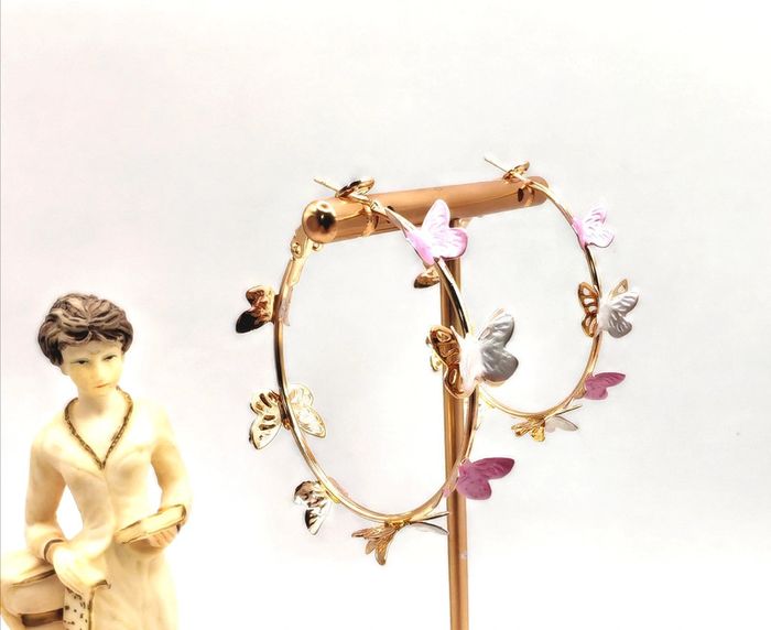 Boucles d'oreilles créoles papillon