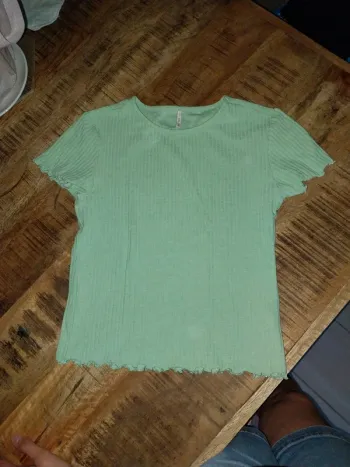Tshirt only 13 14 ans
