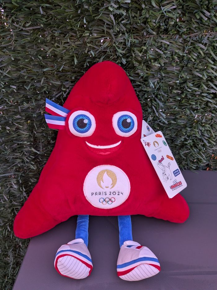 peluche 35 cm jeux olympiques neuf