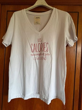 T-shirt blanc col v April Vintage taille unique