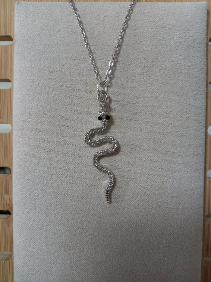 Collier serpent