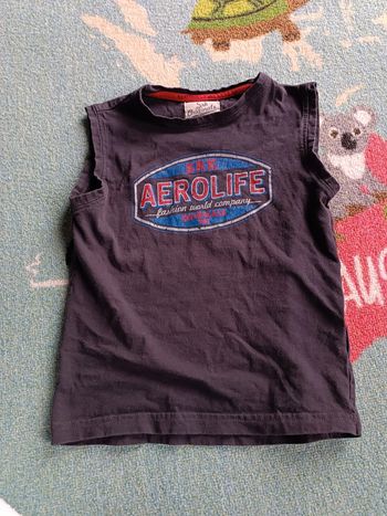 T-shirt sans manches 4ans