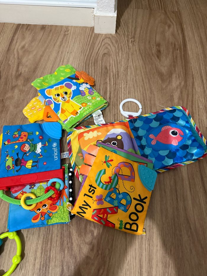 Jouets pour bébé 1 er âge - photo numéro 2