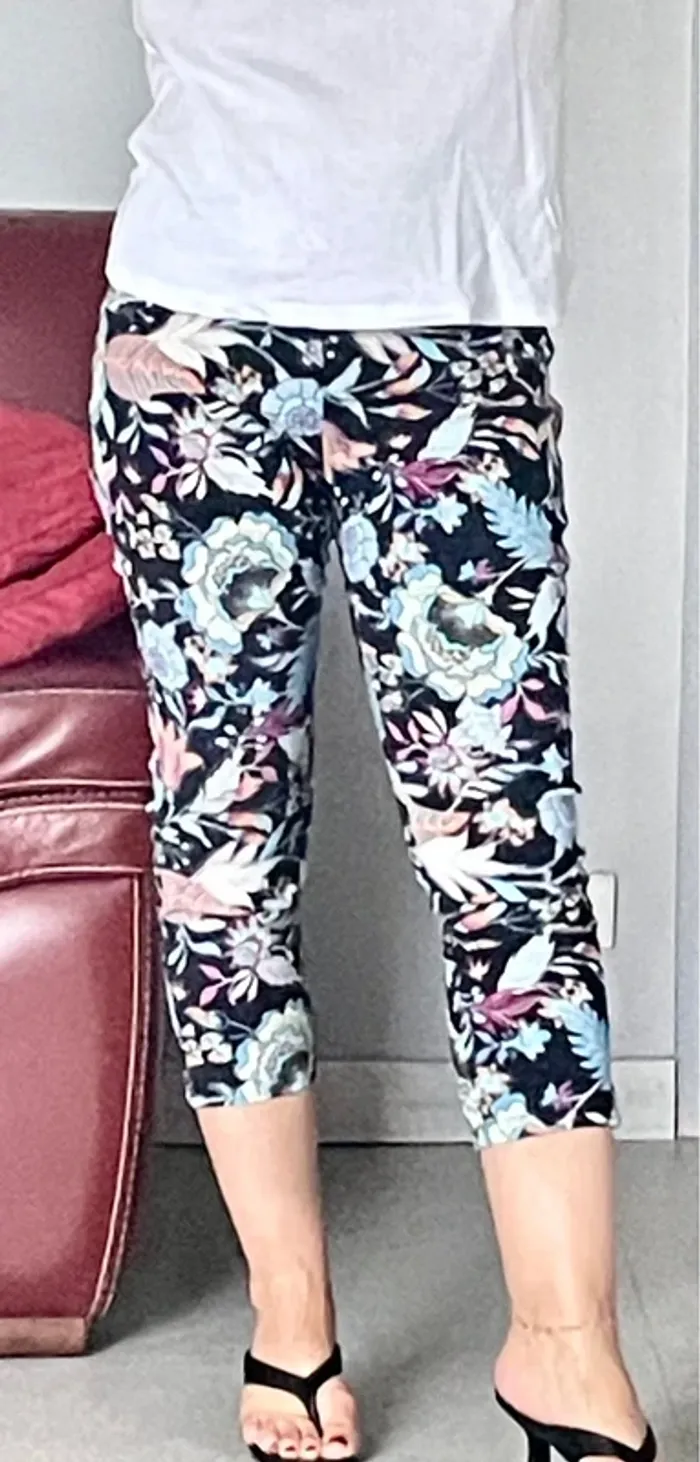 Pantalon à motif floral . - photo numéro 5