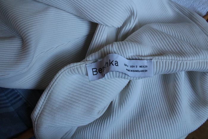 Longue robe bustier blanche/écru Bershka - photo numéro 6