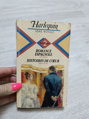 Livre Harlequin série royale