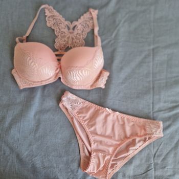 Soutien gorge papillon