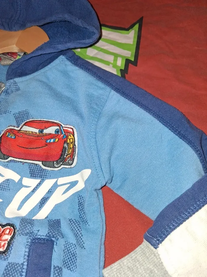 Gilet zippé a capuche 3 ans disney cars - photo numéro 2
