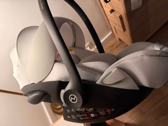 Cloud G i-Size Grey light - photo numéro 2