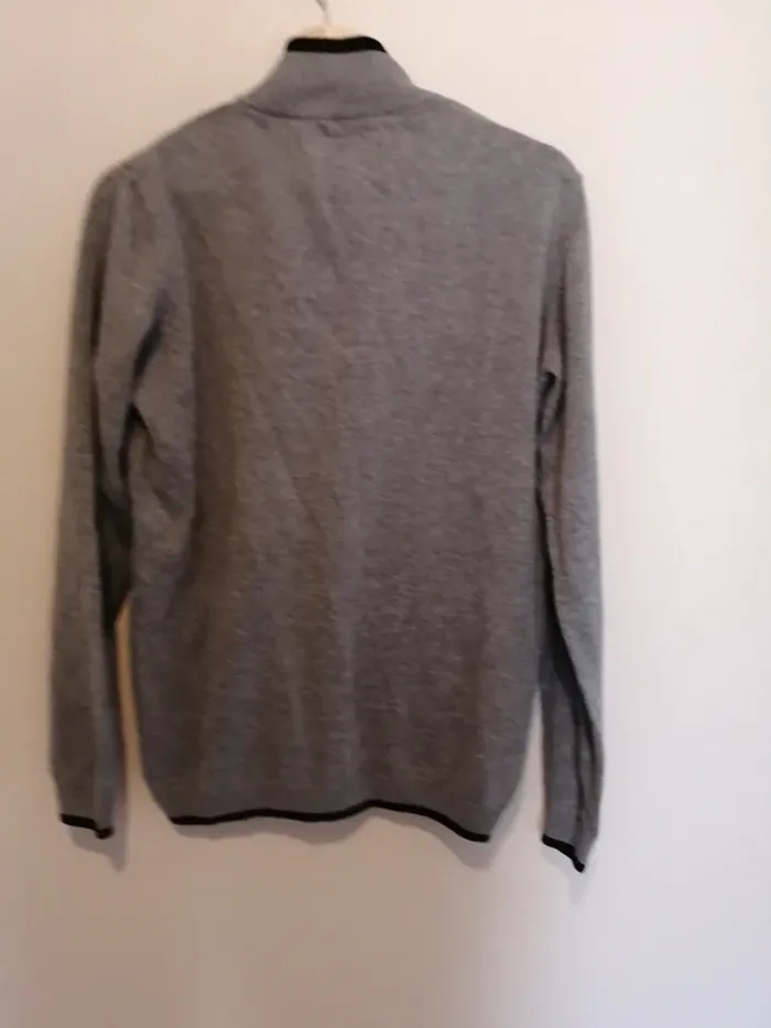 Pull le Shark gris taille M - photo numéro 5