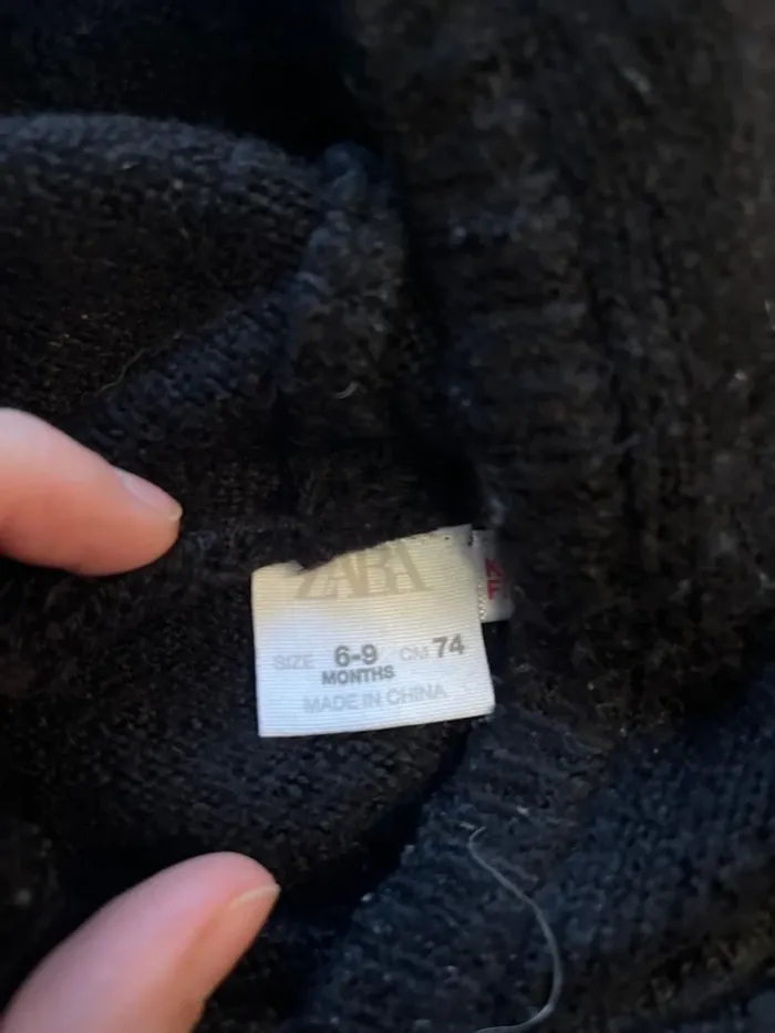 Pull noir Zara - photo numéro 2