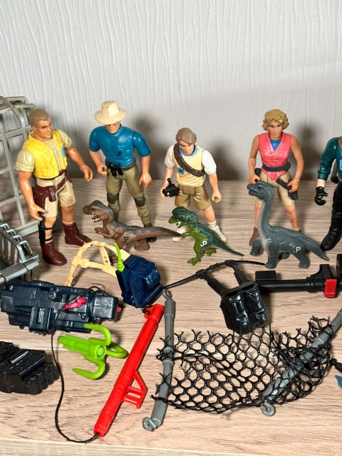 Énorme lot figurine jouet véhicule accessoires vintage JP Kenner jurassic park - photo numéro 3
