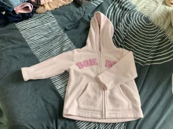 Veste / sweat à capuche