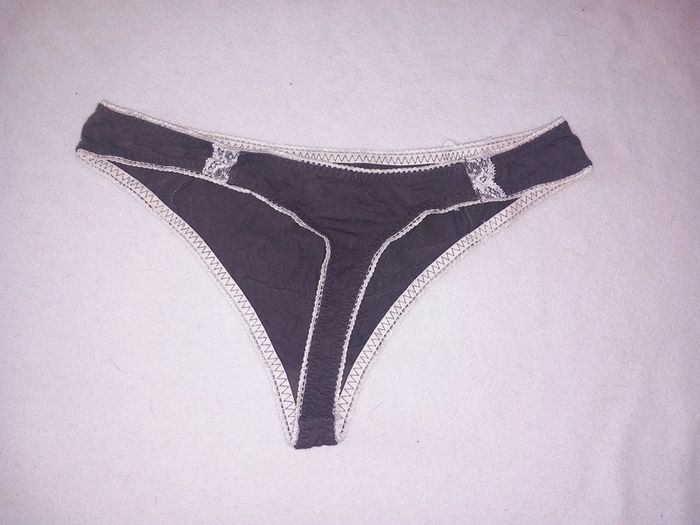 String femme taille 44 - photo numéro 2