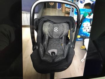 Siège auto bébé confort