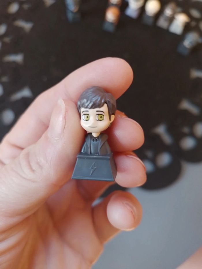 Lot de 13  Wizzis figurines Harry Potter + 20 autocollants - photo numéro 8