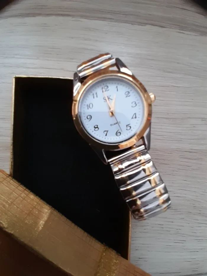 Montre quartz, bracelet élastic, dorée et argentée - photo numéro 2