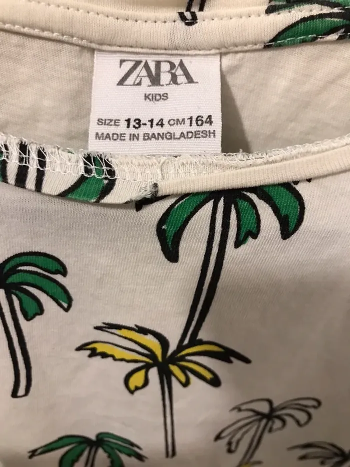 Haut t-shirt Zara imprimé manches courtes blanc vert taille 14ans - photo numéro 2