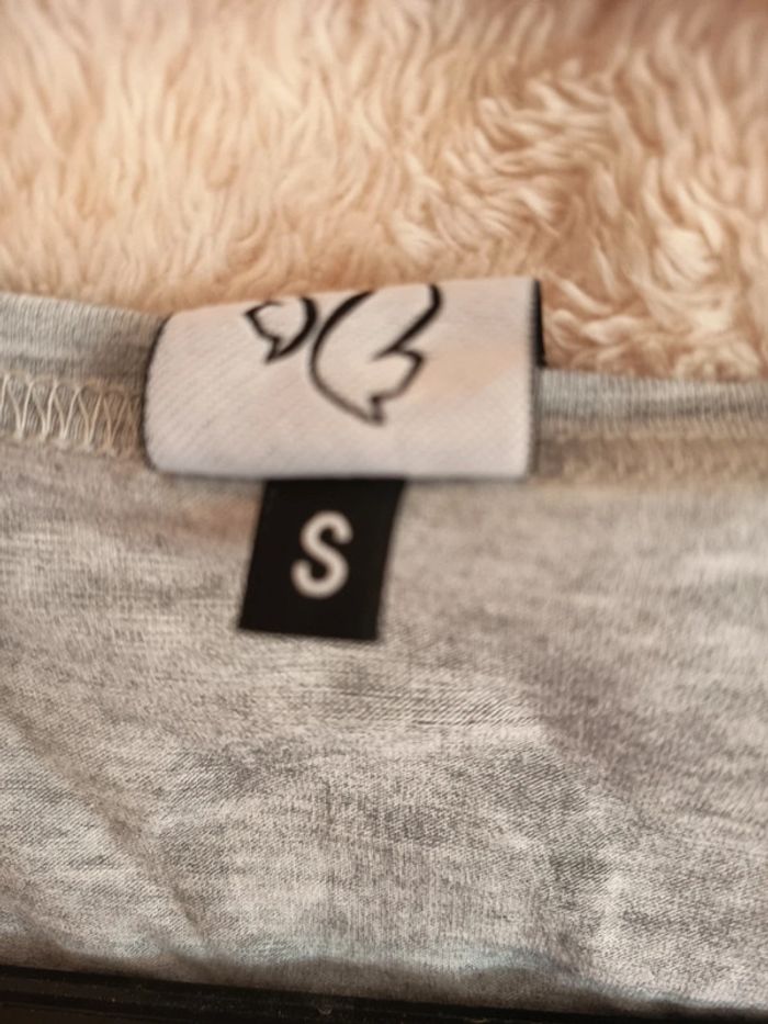 Tee-shirt sans manches. Les siamoises (A354) - photo numéro 2