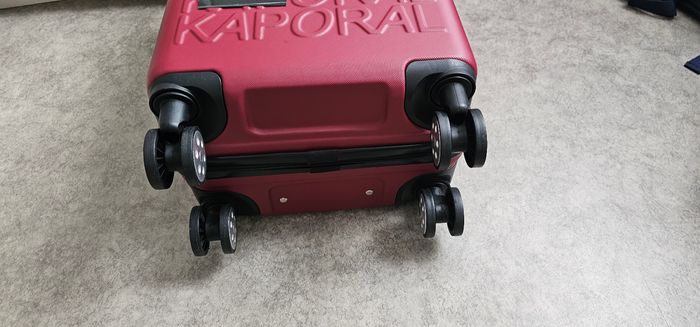 Valise neuve de la marque Kaporal - photo numéro 9