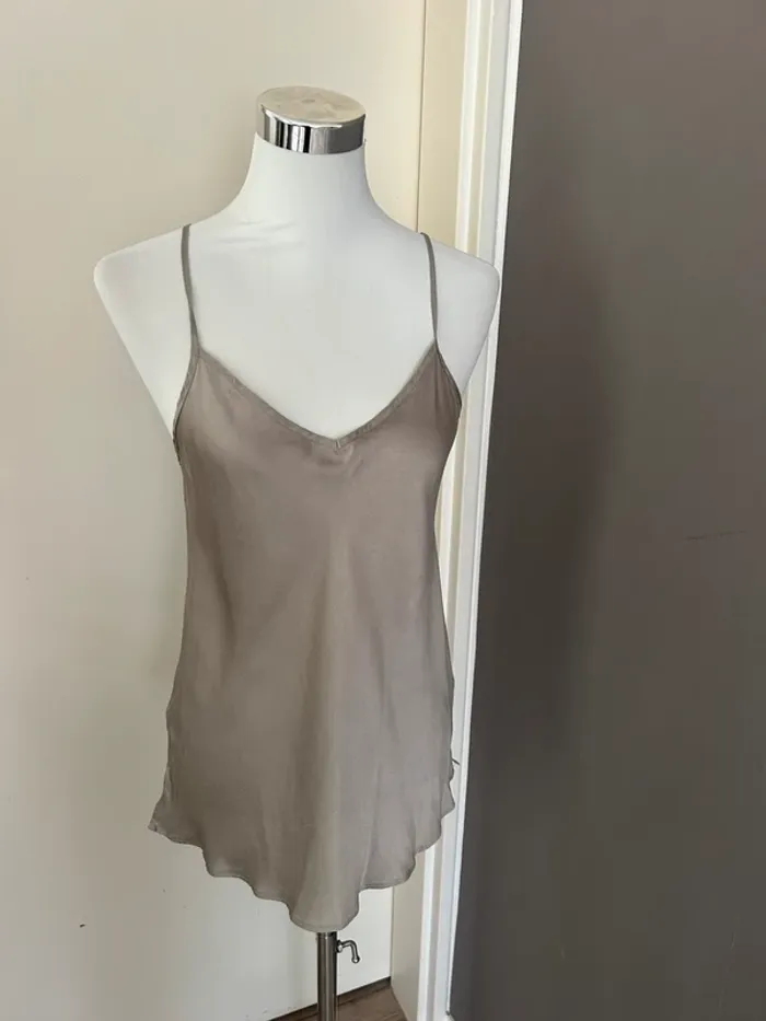 Intimissimi Top en satin de soie avec col en v taille L