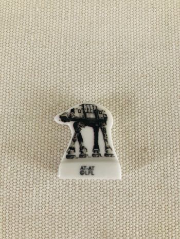 Fève collection star wars AT-AT
