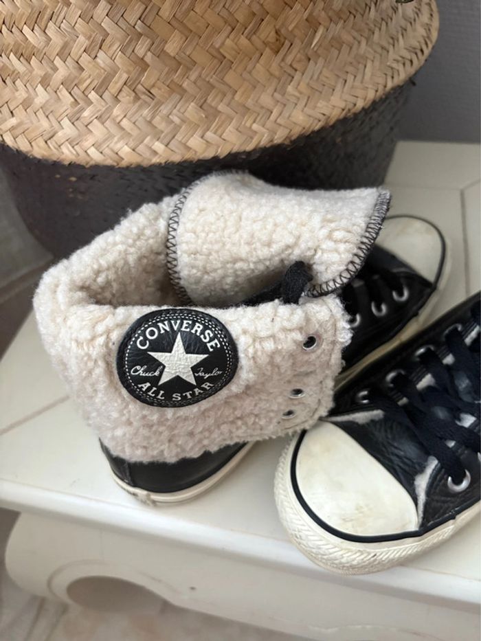 Converses montantes - fourré à l’intérieur/100% cuir extérieur - noir/creme - pointure 37 - photo numéro 2