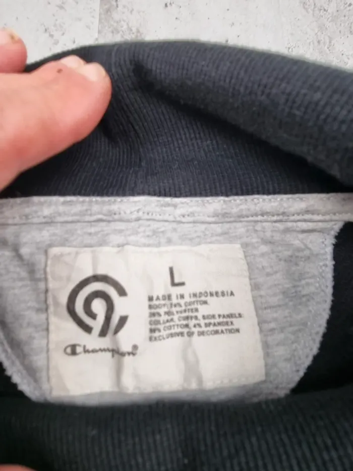 Pull col roulé noir Champion – Taille L Femme (mesures en photos) - photo numéro 7