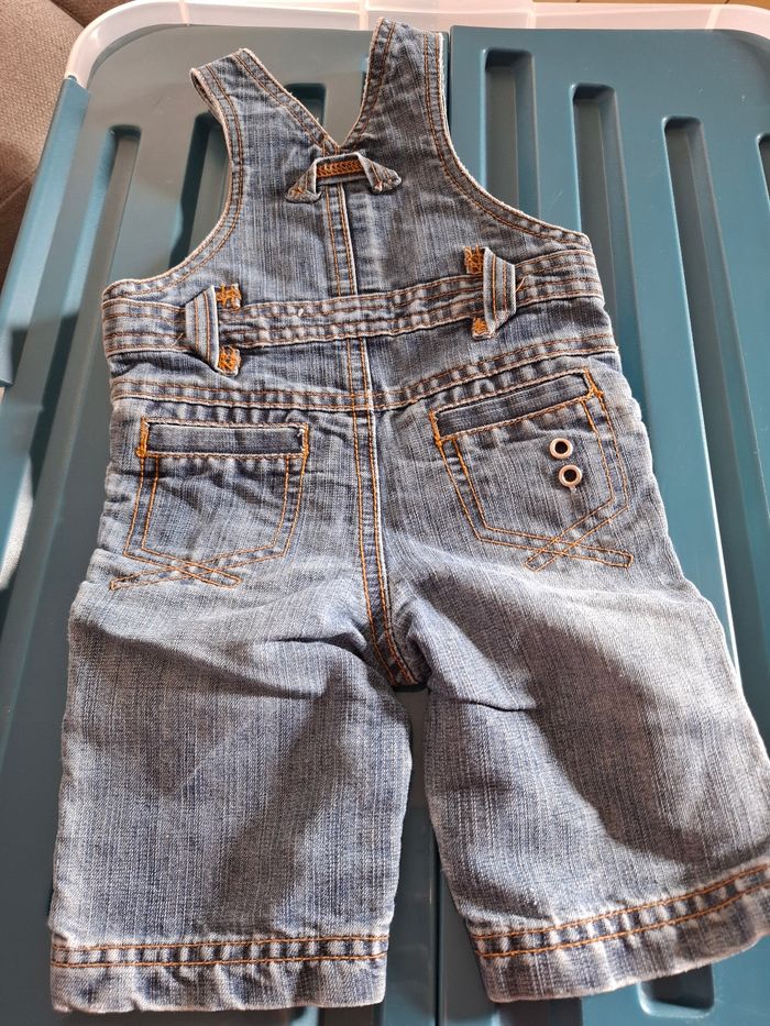 Salopette en jean - photo numéro 3