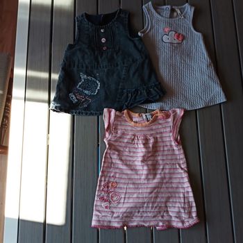 Lot robe bébé fille