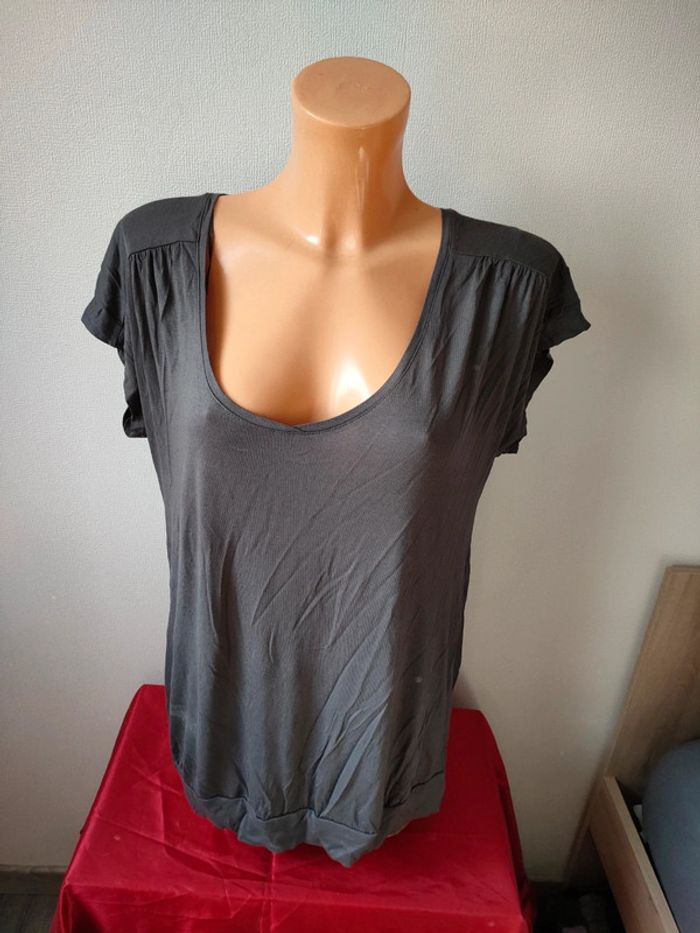 Tee-shirt/top gris camaïeu T.3/L/40 - photo numéro 2