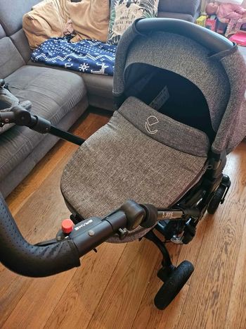 Poussette Jane Epic Matrix Light 2 + Nacelle Matrix Light 2 + Base Isofix Matrix