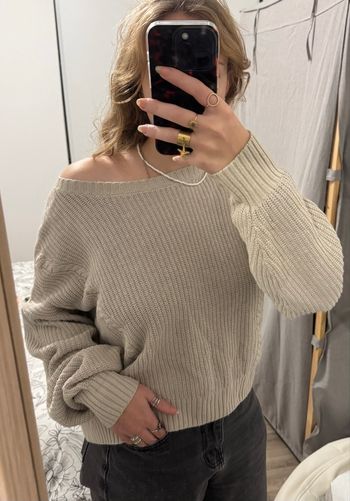 Pull beige clair torsadé Hollister taille S – doux et chaud, style cocooning