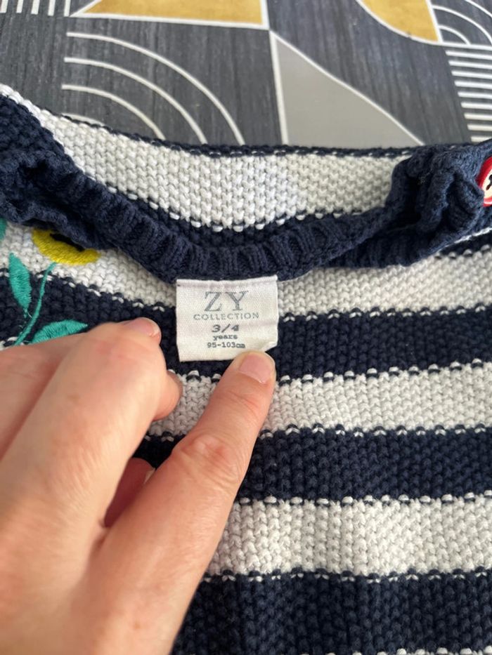 Très joli pull - photo numéro 2