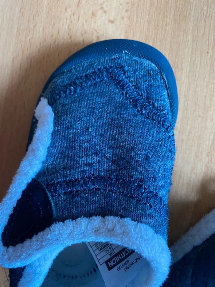 Chaussons de gym bleu Decathlon Taille 24 - photo numéro 4
