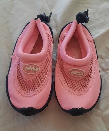 Chaussures d'eau 24