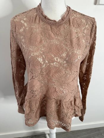 Blouse à manches longues en dentelle beige nude Vila T38 M
