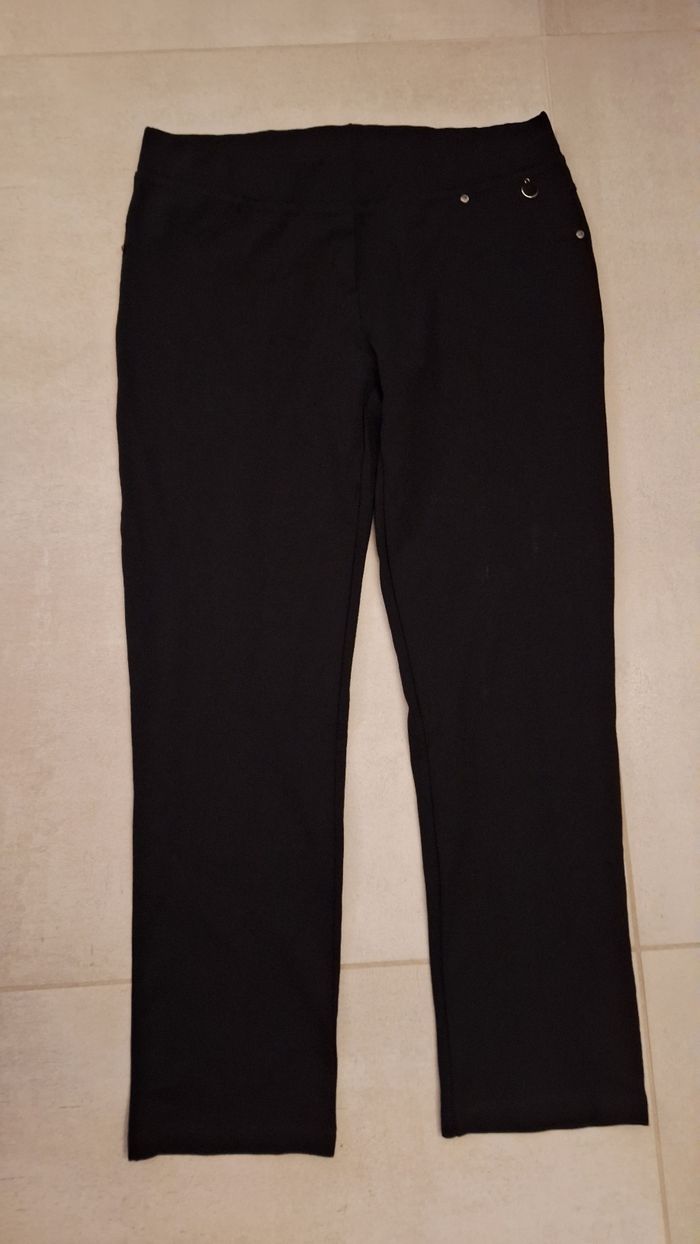 Pantacourt taille l