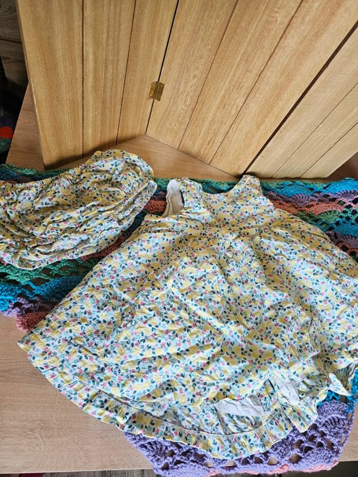Robe et culotte d'été, jaune, vert, bleu, rose, obaibi 9 mois